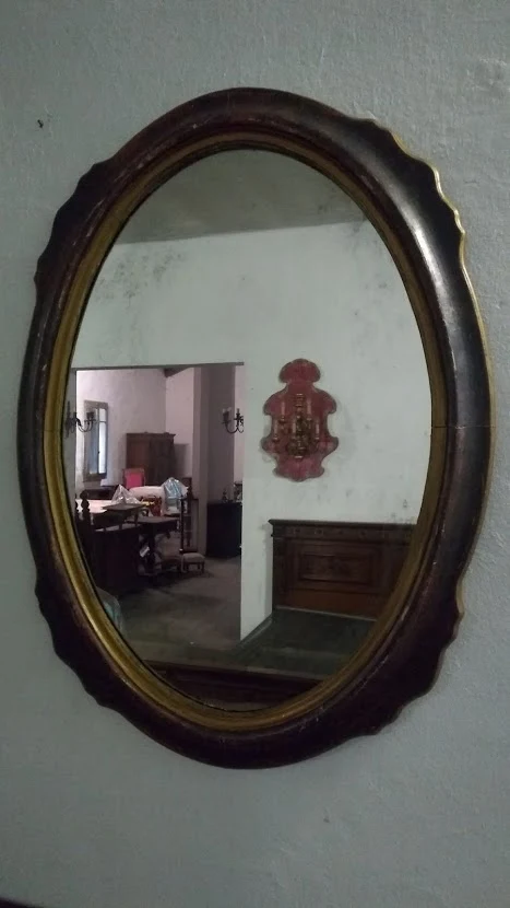 Specchio ovale antico liscio