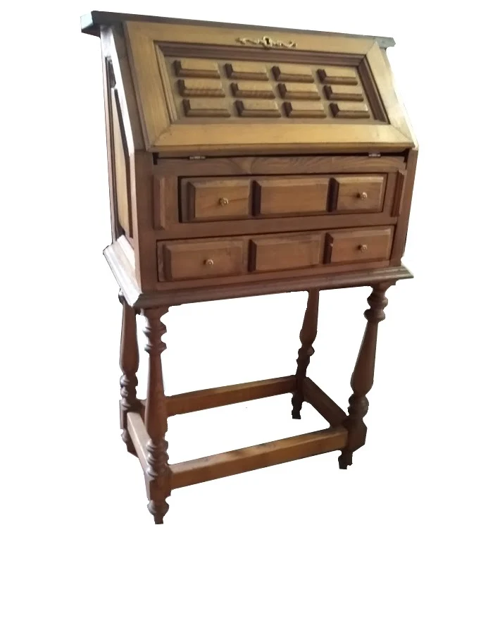 Mobile scrivania o ribaltina con cassetti decoro a formelle stile 1600