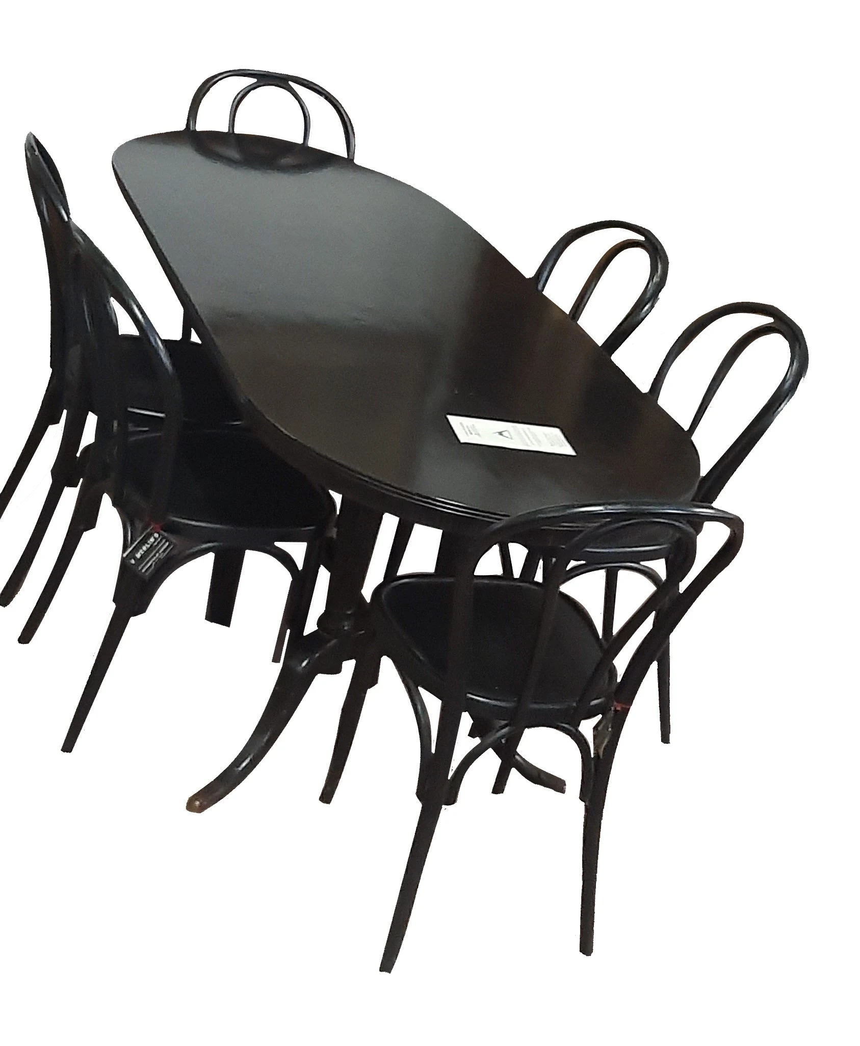 Table ovale avec six chaises en bois cintré noir