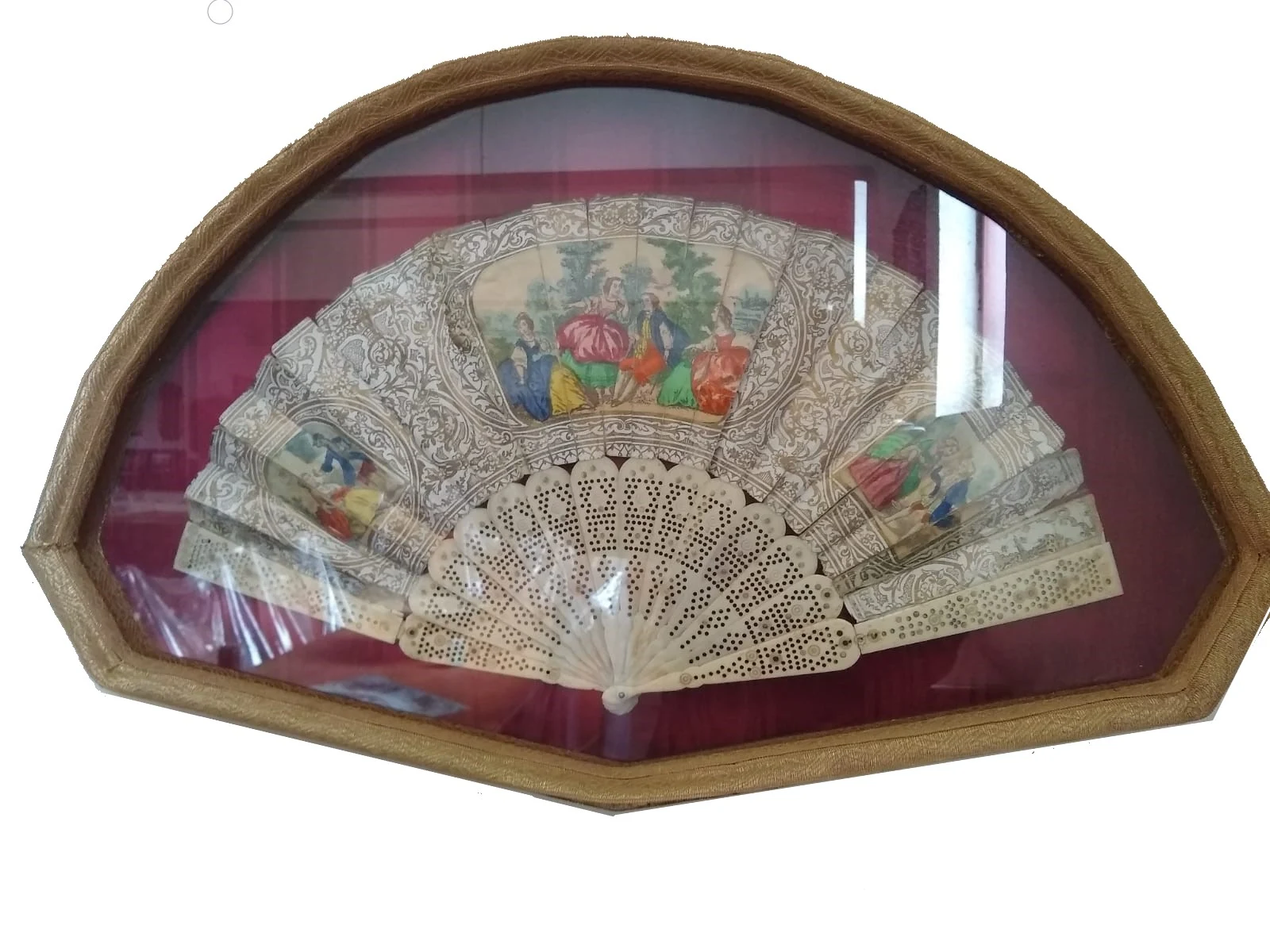 Ventaglio antico dipinto a mano con cornice e vetro epoca 1800